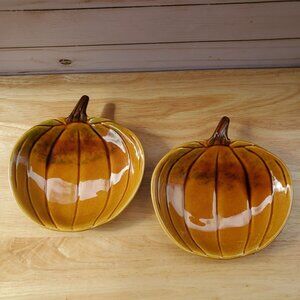 Vintage Set Of Two Pumpkin Shaped Ceramic Dishes Autumn Halloween Thanksgiving